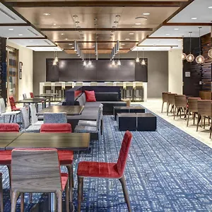 3* Hotel Hampton & - - Downtown, Va