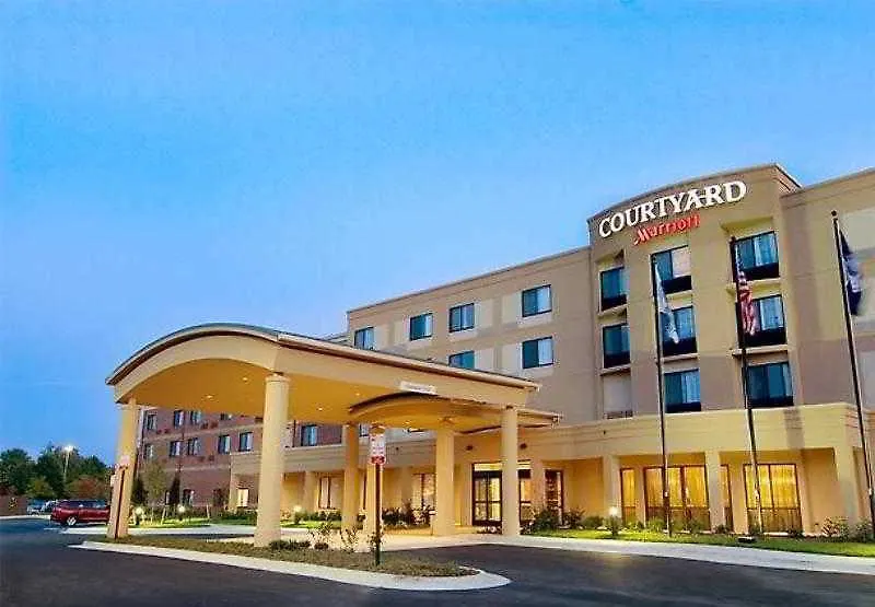 Courtyard Richmond North/Glen Allen Hotel